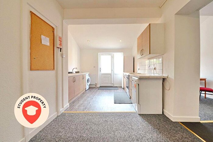4 Bedroom Semi Detached House To Rent In Station Road, Filton, Bristol, South Gloucestershire, BS34