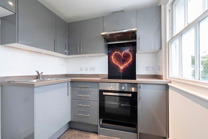 1 Bedroom Flat To Rent In Hewlett Road, Cheltenham, GL52