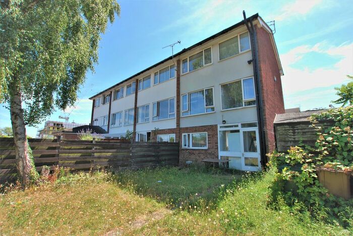 5 Bedroom End Of Terrace House To Rent In Guildford Park Avenue, Guildford, GU2