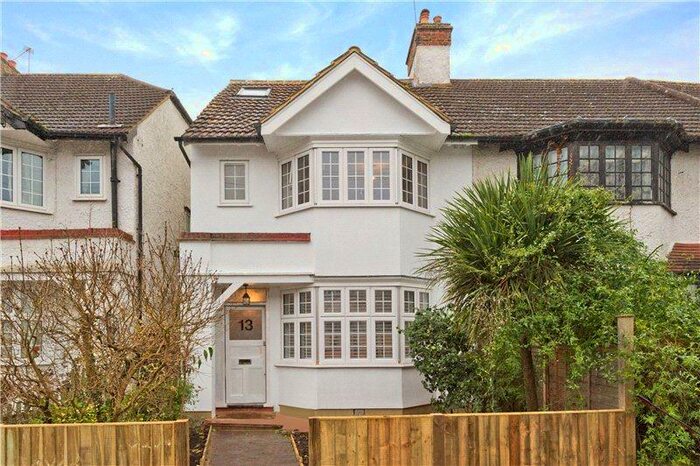 4 Bedroom House To Rent In Shrewsbury Avenue, London, SW14