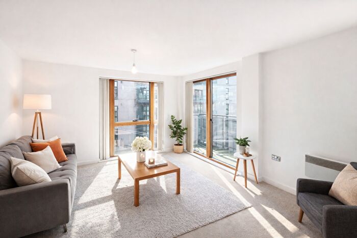 2 Bedroom Flat To Rent In Melia House, Block A, Hornbeam Way, Manchester, M4