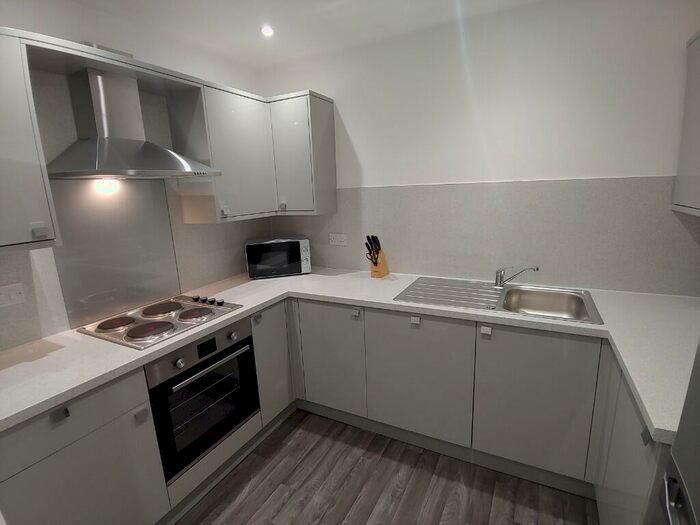 3 Bedroom Flat To Rent In South Oxford Street, Newington, Edinburgh, EH8