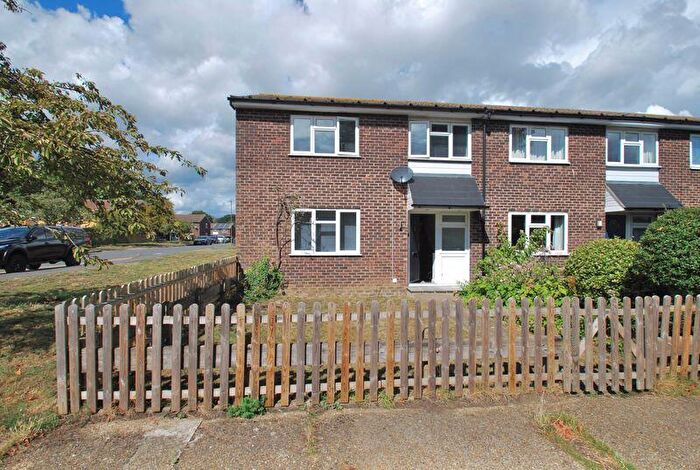 4 Bedroom Terraced House For Sale In Gatley Avenue, Epsom, KT19