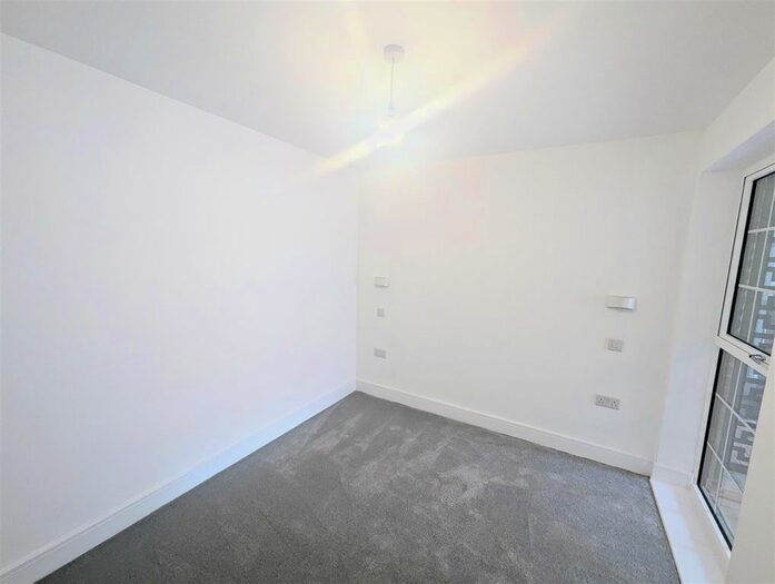 3 Bedroom End Of Terrace House To Rent In Middle Gate, Newark, NG24