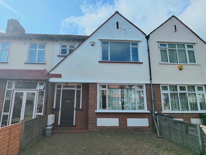 3 Bedroom Terraced House To Rent In Brangbourne Road, Bromley, BR1