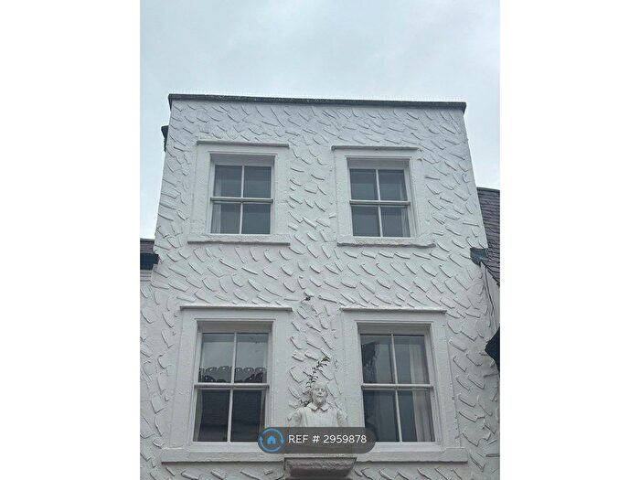 2 Bedroom Flat To Rent In Parsons St, Banbury, OX16