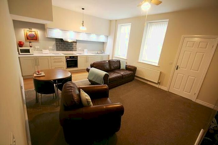 1 Bedroom Flat To Rent In Rodsley Avenue, Gateshead, NE8