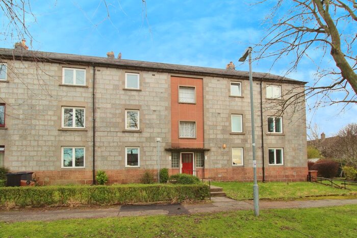 2 Bedroom Flat For Sale In Faulds Gate, Aberdeen, Aberdeenshire, AB12