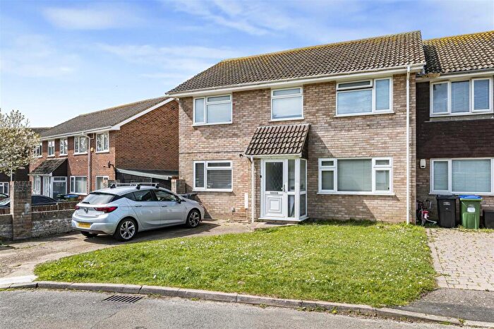 4 Bedroom House For Sale In Stanley Road, Peacehaven, BN10