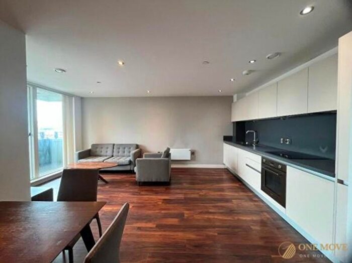 2 Bedroom Flat To Rent In One Regent, Manchester, M3
