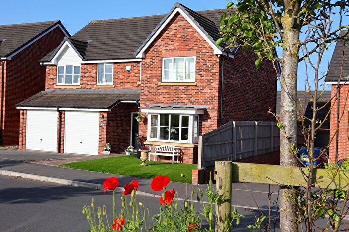 5 Bedroom Detached House For Sale In East Avenue, Weston, CW2