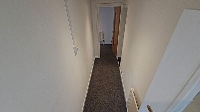 3 Bedroom Flat To Rent In Charles Street, Luton, LU2