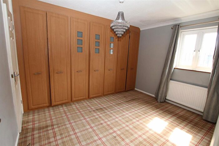 5 Bedroom Detached House For Sale In Kelvedon Green, Kelvedon Hatch, Brentwood, CM15