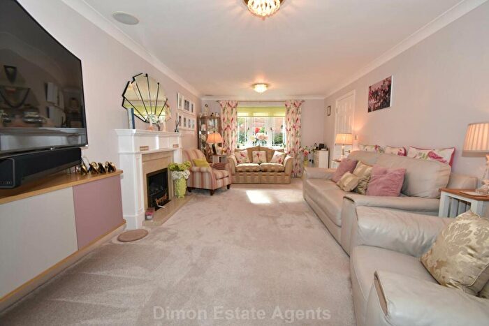 5 Bedroom Detached House For Sale In Orwell Close, Priddy`s Hard, PO12
