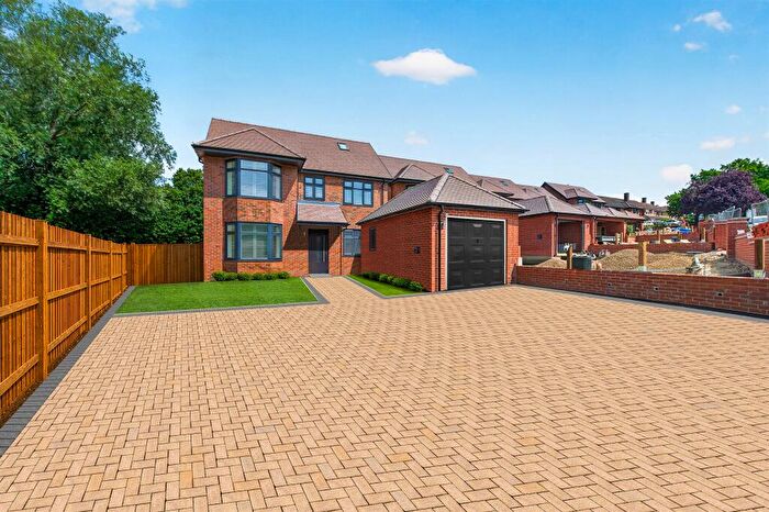 5 Bedroom Detached House For Sale In Priory Mews, Priory Road, Romford, RM3