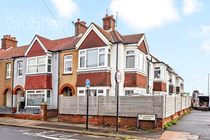 2 Bedroom Flat For Sale In St. Leonards Avenue, Hove, BN3