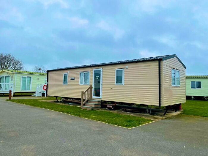 2 Bedroom Lodge For Sale In Martin Lodge Manor House Holiday Park Church Laneham Retford Nottinghamshire, DN22