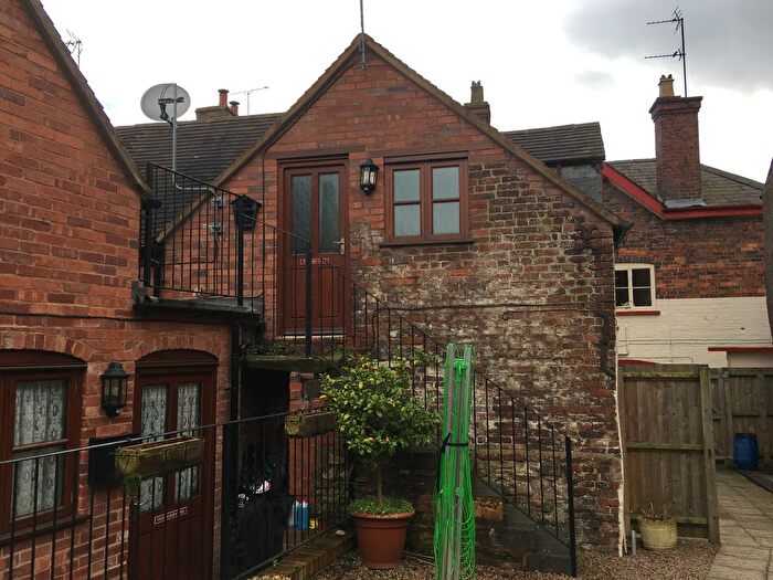 2 Bedroom Flat To Rent In Bakers Court, Kidderminster, DY14