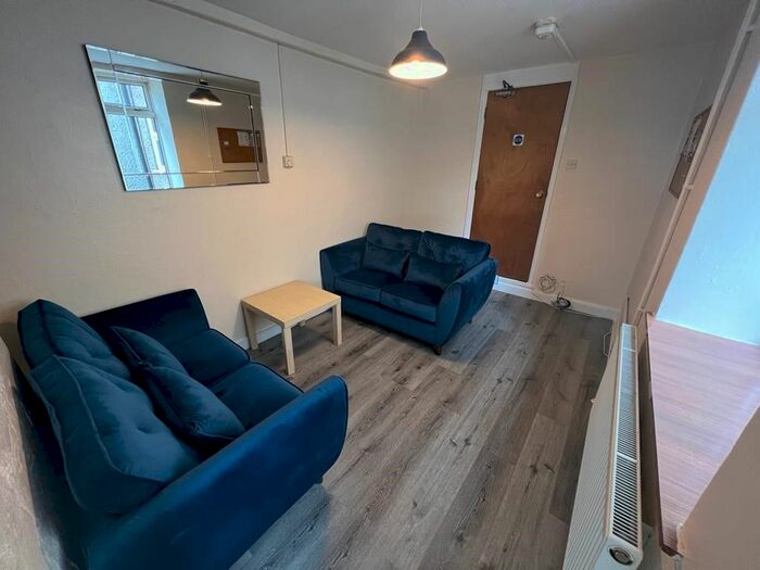 4 Bedroom Terraced House To Rent In St Helens Avenue, Swansea, SA1