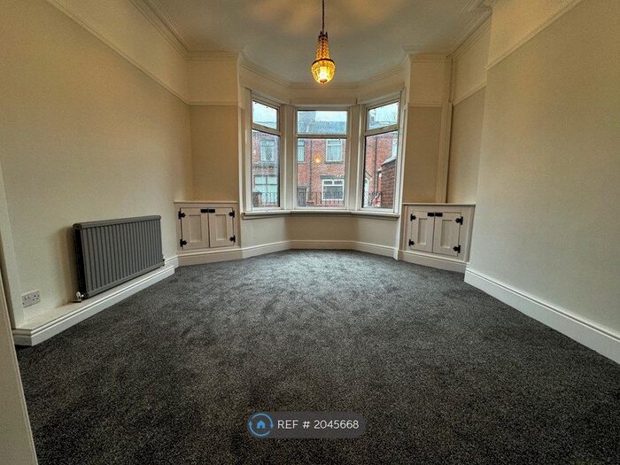2 Bedroom End Of Terrace House To Rent In Wargrave Road, Newton-Le-Willows, WA12