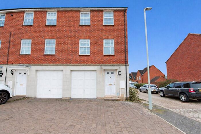 3 Bedroom Terraced House To Rent In Usher Drive, Banbury, Oxfordshire, OX16