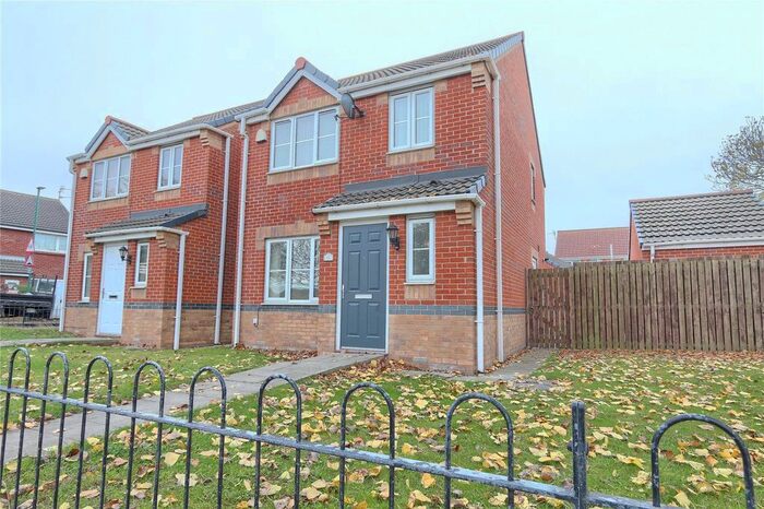 3 Bedroom Detached House To Rent In Birchington Avenue, Grangetown, Middlesbrough TS6