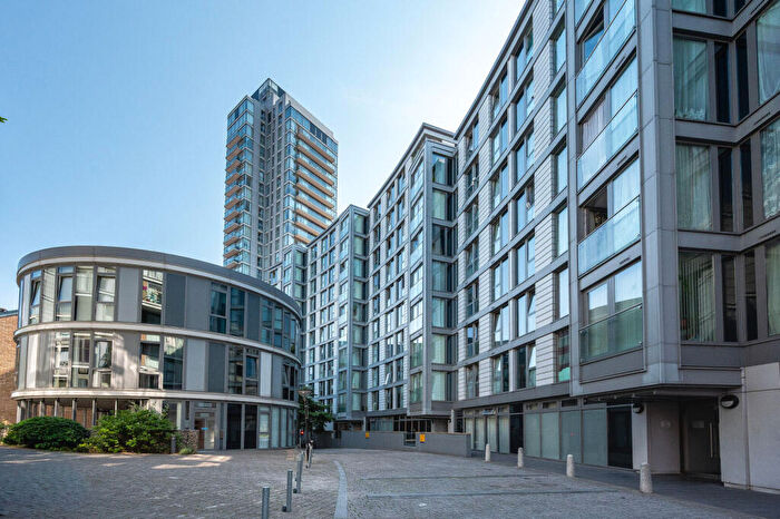 1 Bedroom Flat For Sale In The Crescent, Greenwich, London, SE8