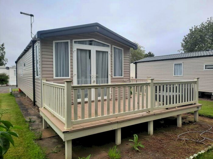 2 Bedroom Park Home For Sale In Southview Leisure Park, Skegness, PE25