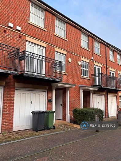 4 Bedroom Terraced House To Rent In Empire Walk, Greenhithe, DA9