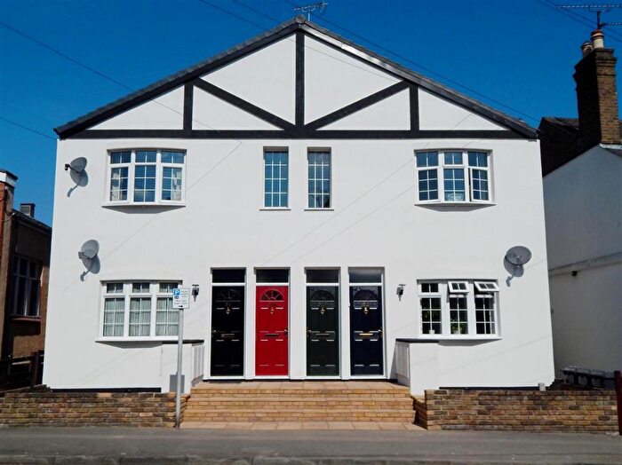 2 Bedroom Apartment To Rent In Mildmay Road, Old Moulsham, Chelmsford, CM2