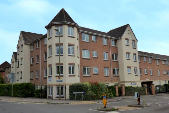 1 Bedroom Apartment To Rent In Wilmot Court, Farnborough, GU14