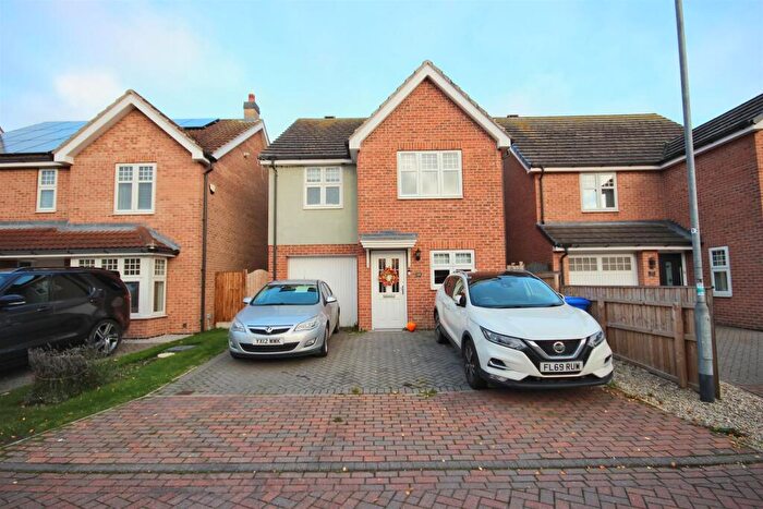 3 Bedroom Detached House For Sale In Rawson Way, Hornsea, HU18