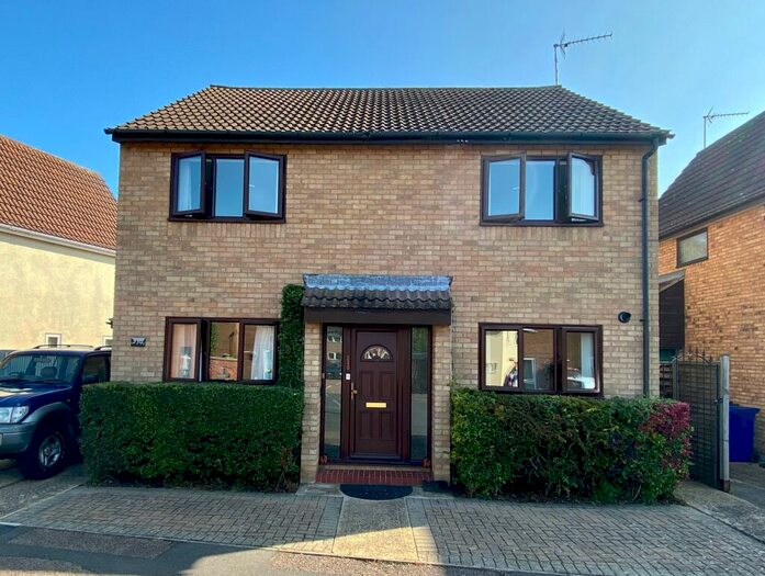 4 Bedroom Detached House To Rent In Raedwald Drive, Moreton Hall, Bury St Edmunds, IP32