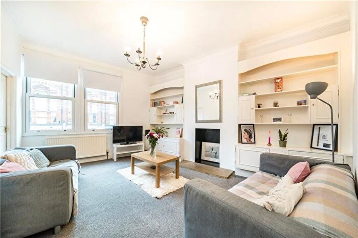 2 Bedroom Flat To Rent In Alderbrook Road, Balham, SW12