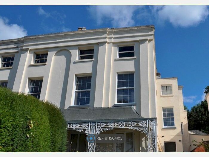 2 Bedroom Flat To Rent In Lark Hill, Worcester, WR5