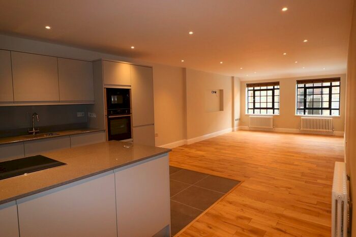 2 Bedroom Flat To Rent In Albion Street, Birmingham, Birmingham, B1