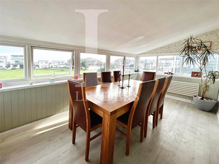 4 Bedroom Detached House For Sale In Sandy Beach Estate, Hayling Island, Hampshire, PO11