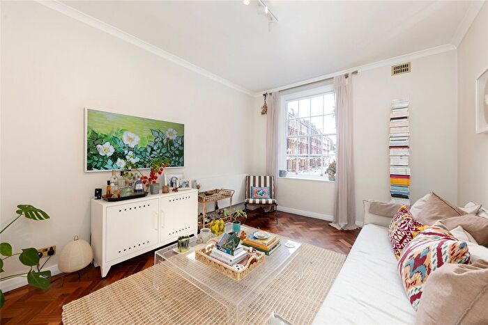 2 Bedroom Flat For Sale In Nevern Square, Earl's Court, London, SW5