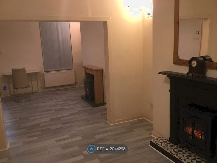 3 Bedroom Terraced House To Rent In Dunbar Street, Liverpool, L4