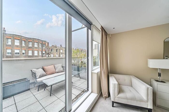 1 Bedroom Flat To Rent In Young Street, London, W8