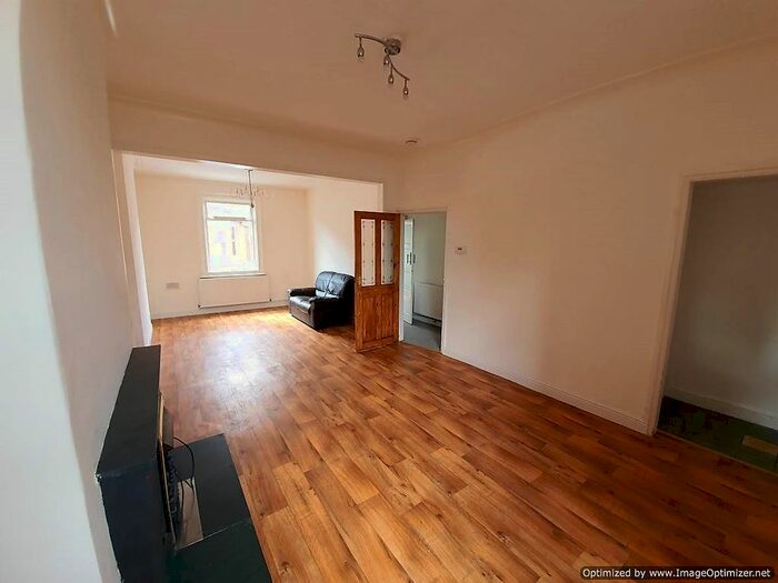 3 Bedroom Terraced House To Rent In Ernest St, Crewe CW2