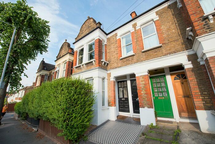 2 Bedroom Maisonette To Rent In Eastcombe Avenue, London, SE7