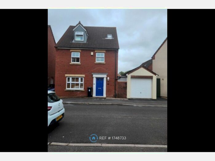 4 Bedroom Detached House To Rent In All Saints Close, Bristol, BS30