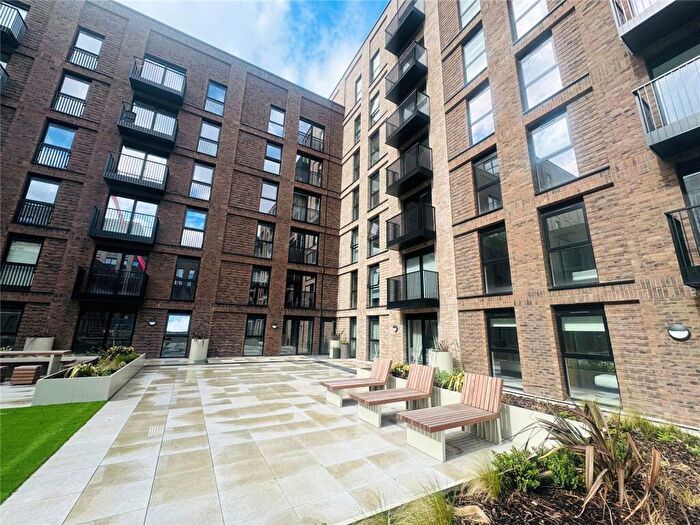 1 Bedroom Flat To Rent In Ordsall Lane, Salford, M5