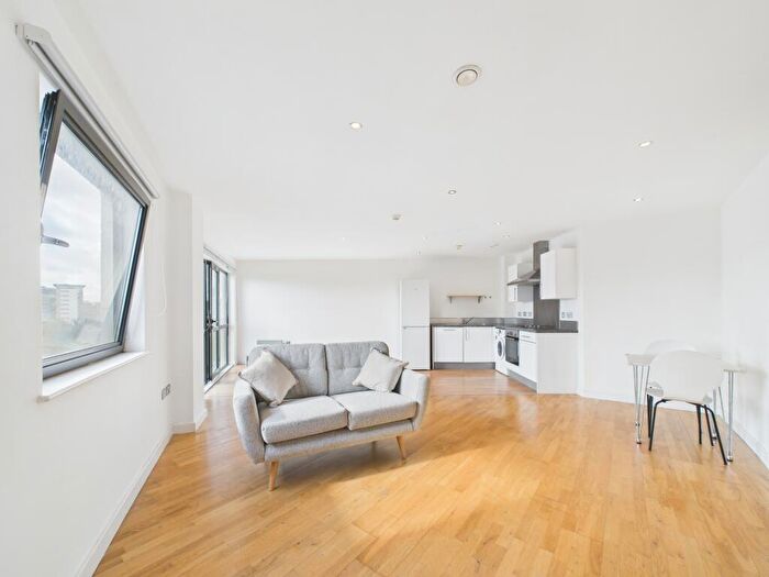 1 Bedroom Flat To Rent In Leeds Street, The Reach, Apartment, L3