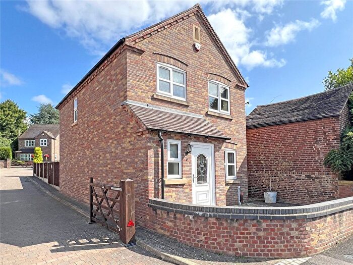 3 Bedroom Detached House To Rent In Queen Street, Madeley, Telford, Shropshire, TF7