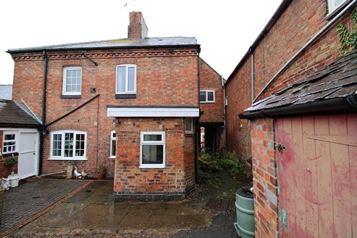 3 Bedroom Property To Rent In High Street, Great Glen, Leicester, LE8