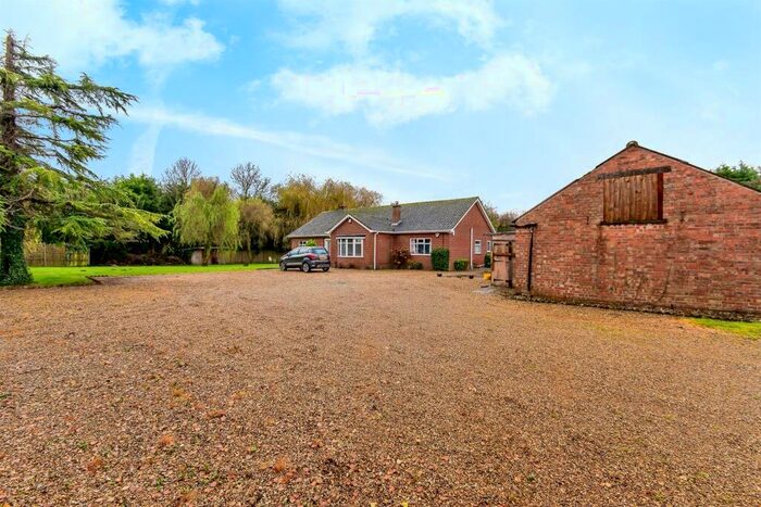 4 Bedroom Detached Bungalow For Sale In Redmoor Lane, Wisbech, PE14