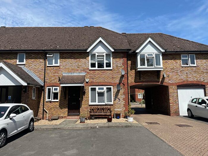 2 Bedroom Maisonette To Rent In Jenkyns Close, Southampton, SO30