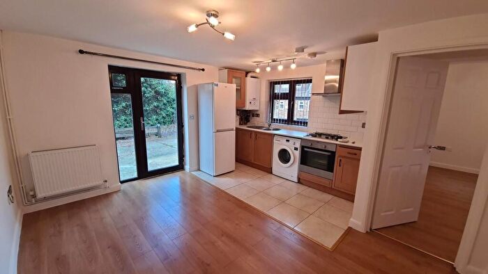 1 Bedroom Flat To Rent In High Street South, Dunstable, LU6